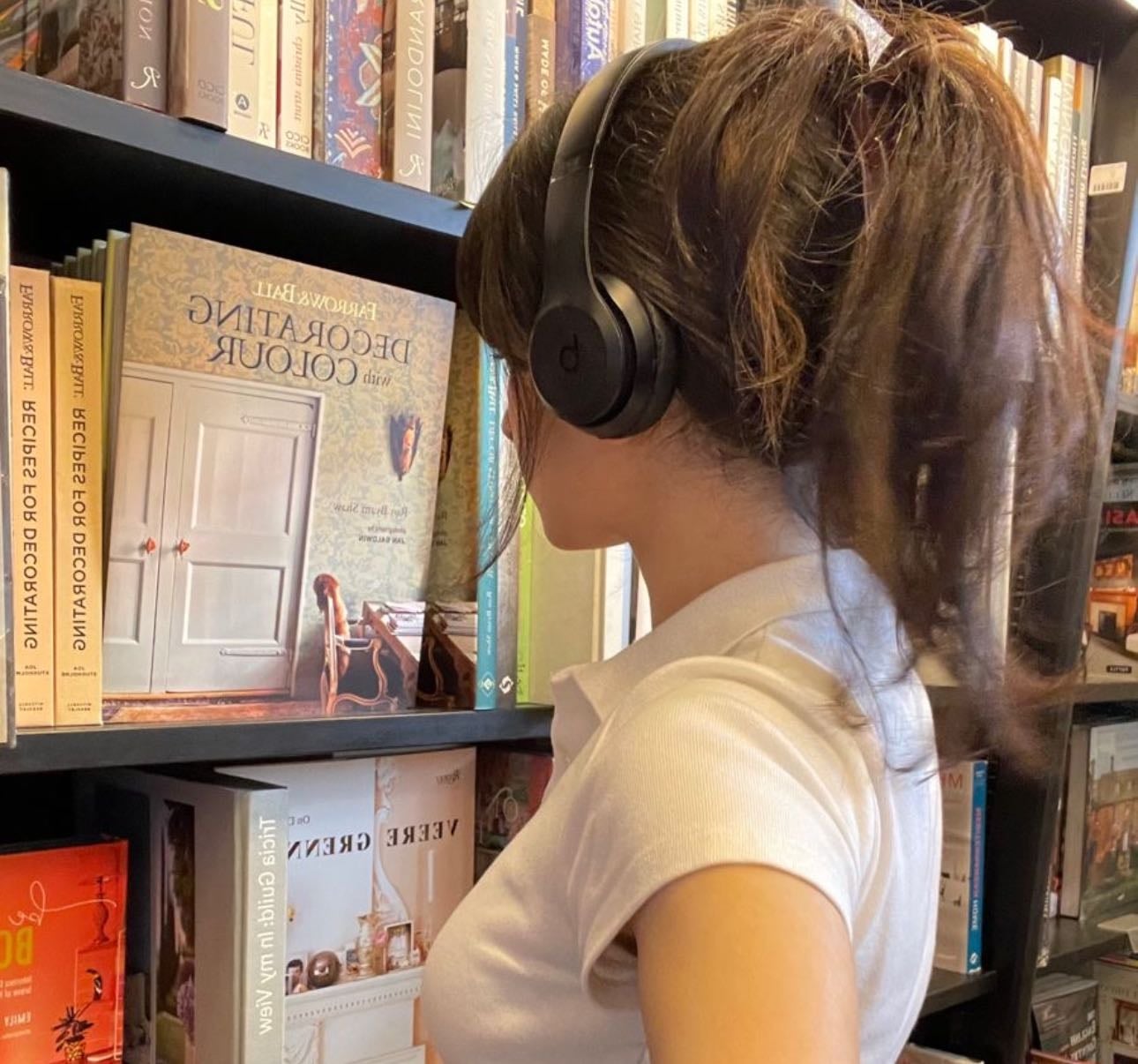 Books i want to read/ buy