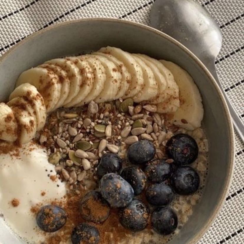 Breakfast!! - Go eat and be quick you have 10 minutes