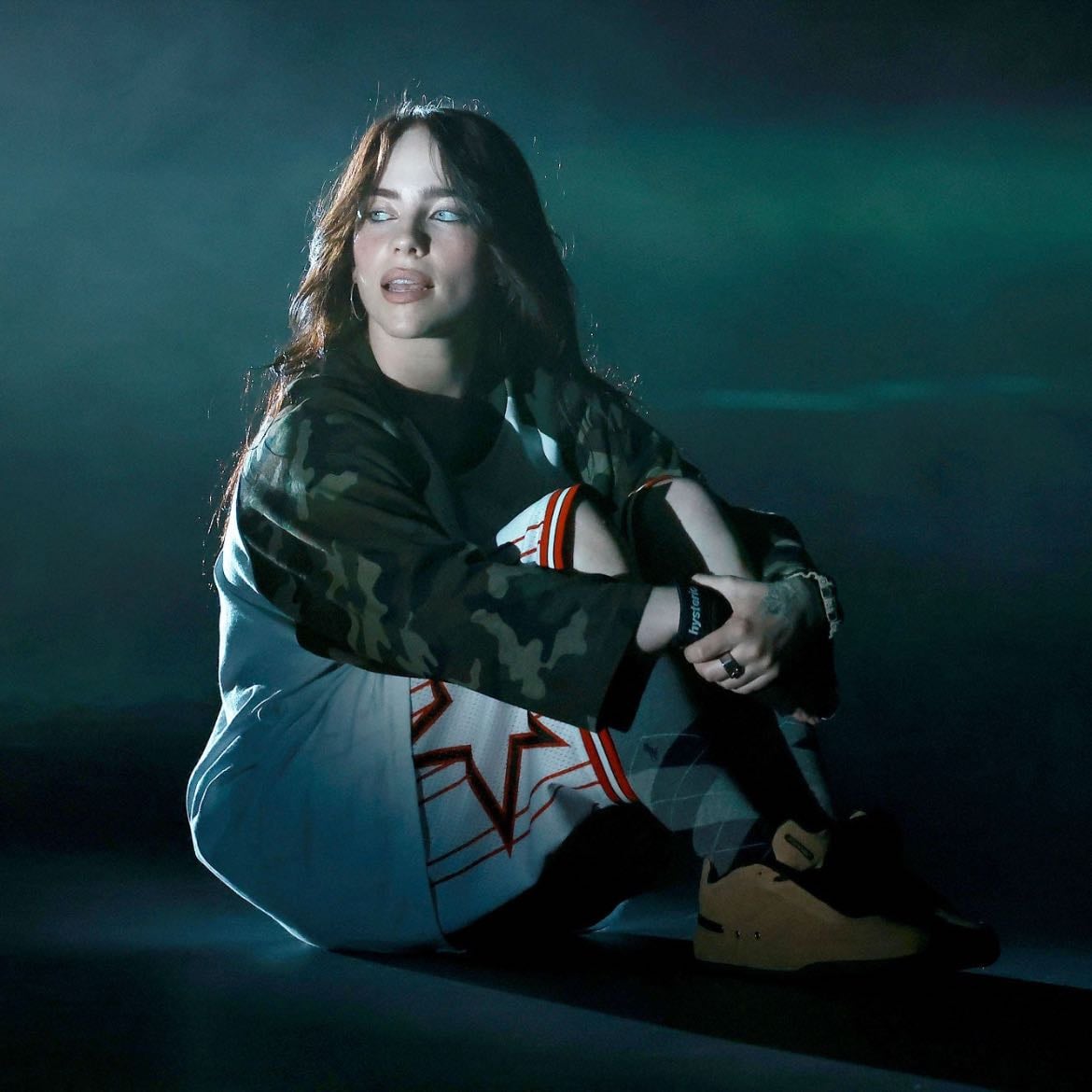 Billie Eilish ‧₊ ᵎᵎ 🍒 ⋅ ˚✮