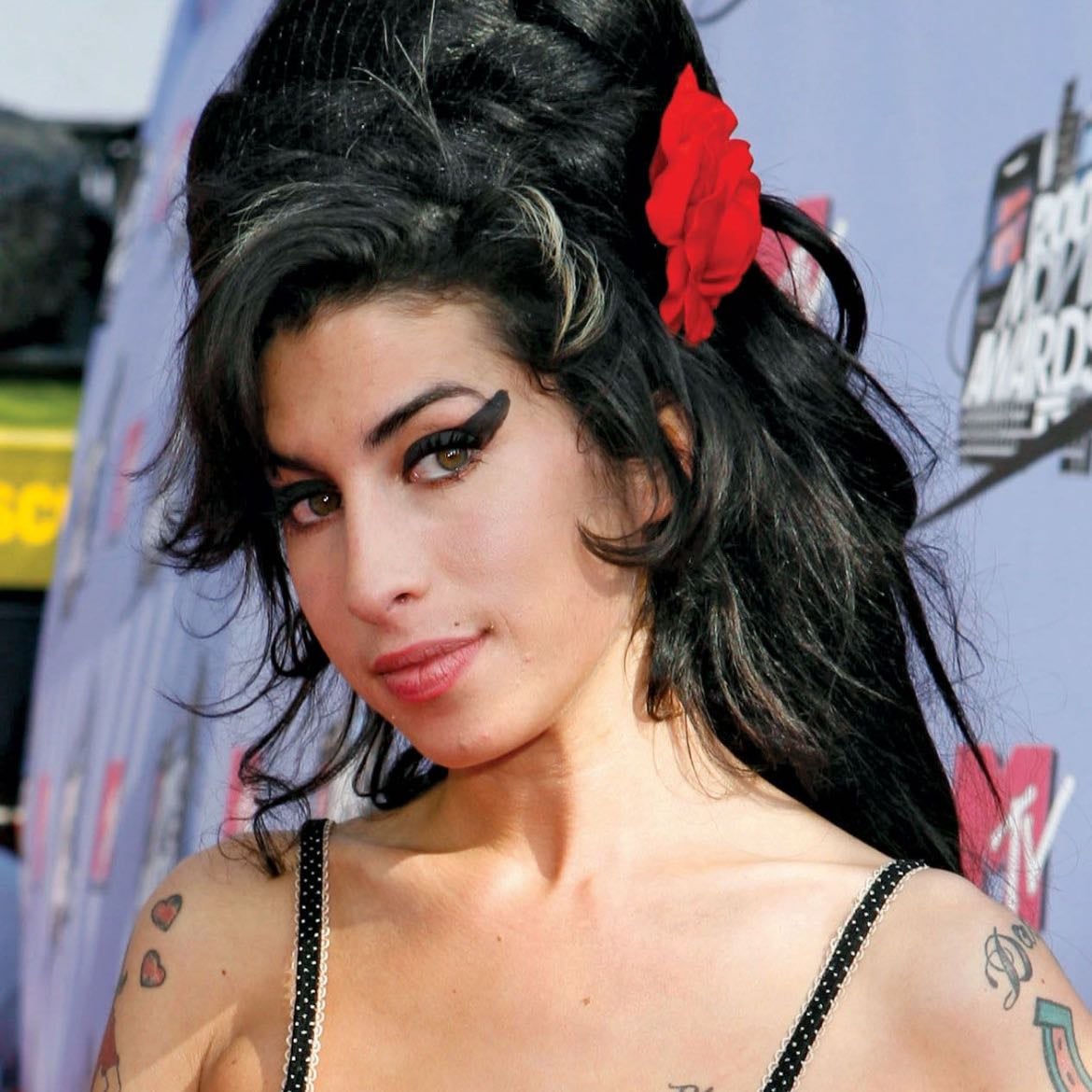Amy winehouse ݁˖ ❀ ⋆。˚