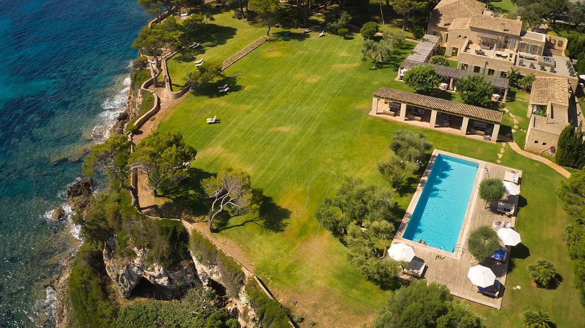 Can Simoneta Hotel