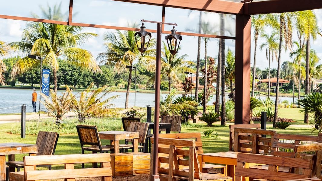 Izzi Wine Garden