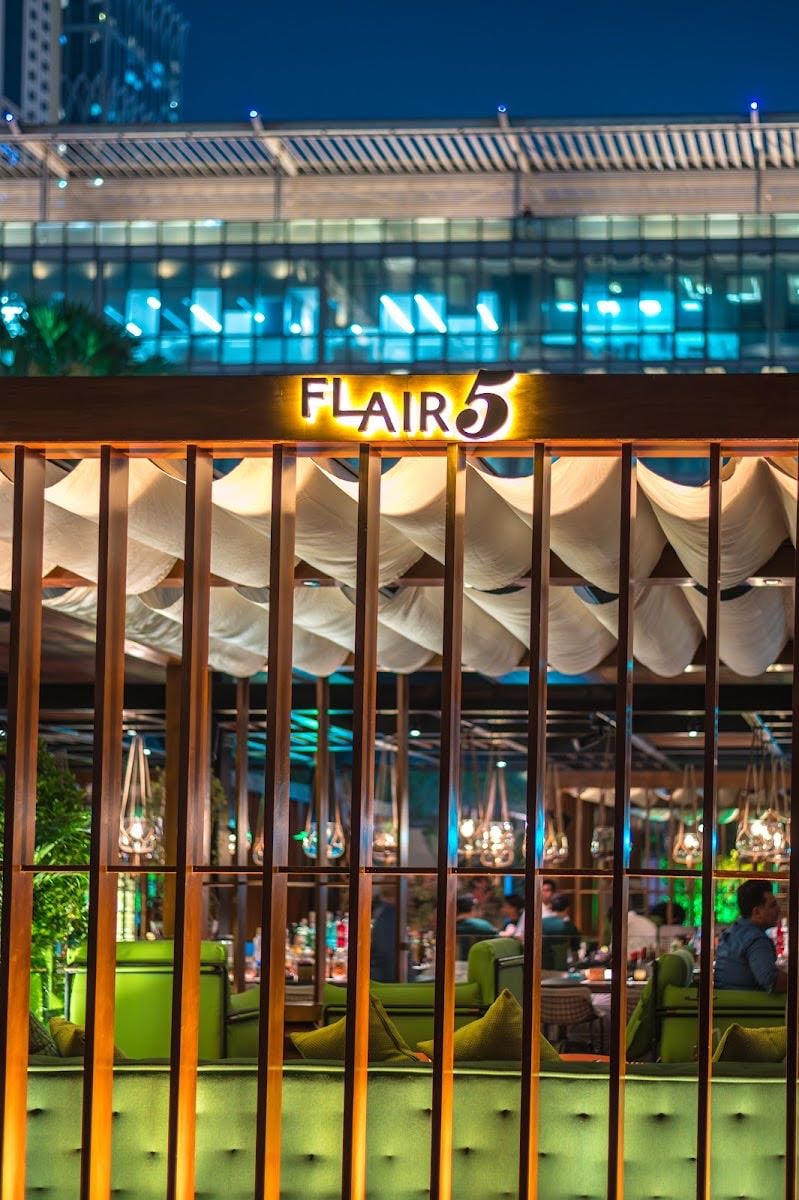 Flair 5 The Ritz-Carlton DIFC - Rooftop Bar