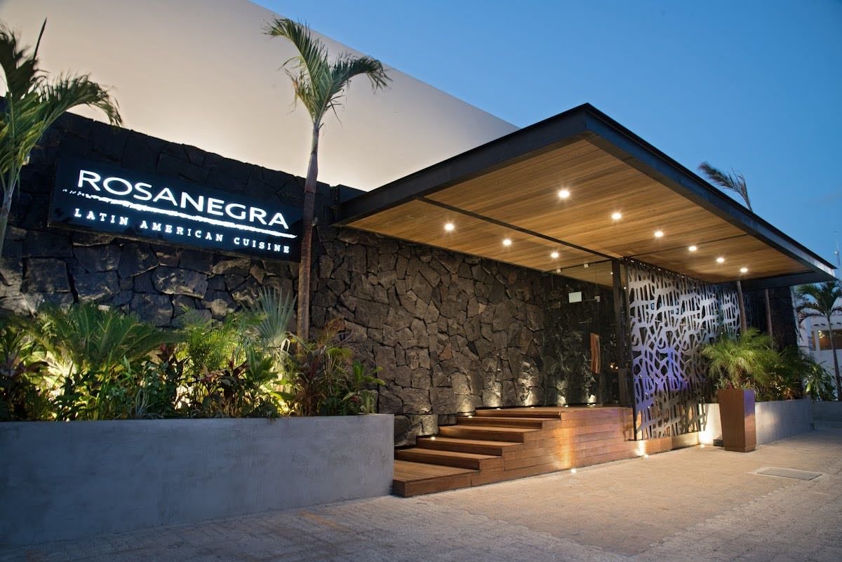 RosaNegra | Latin American Restaurant in Cancun - Latin American Cuisine