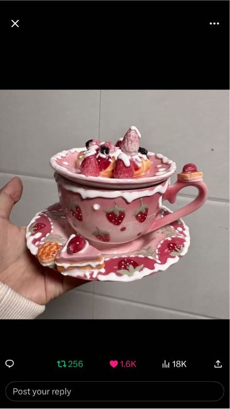 strawberry cups 1/2