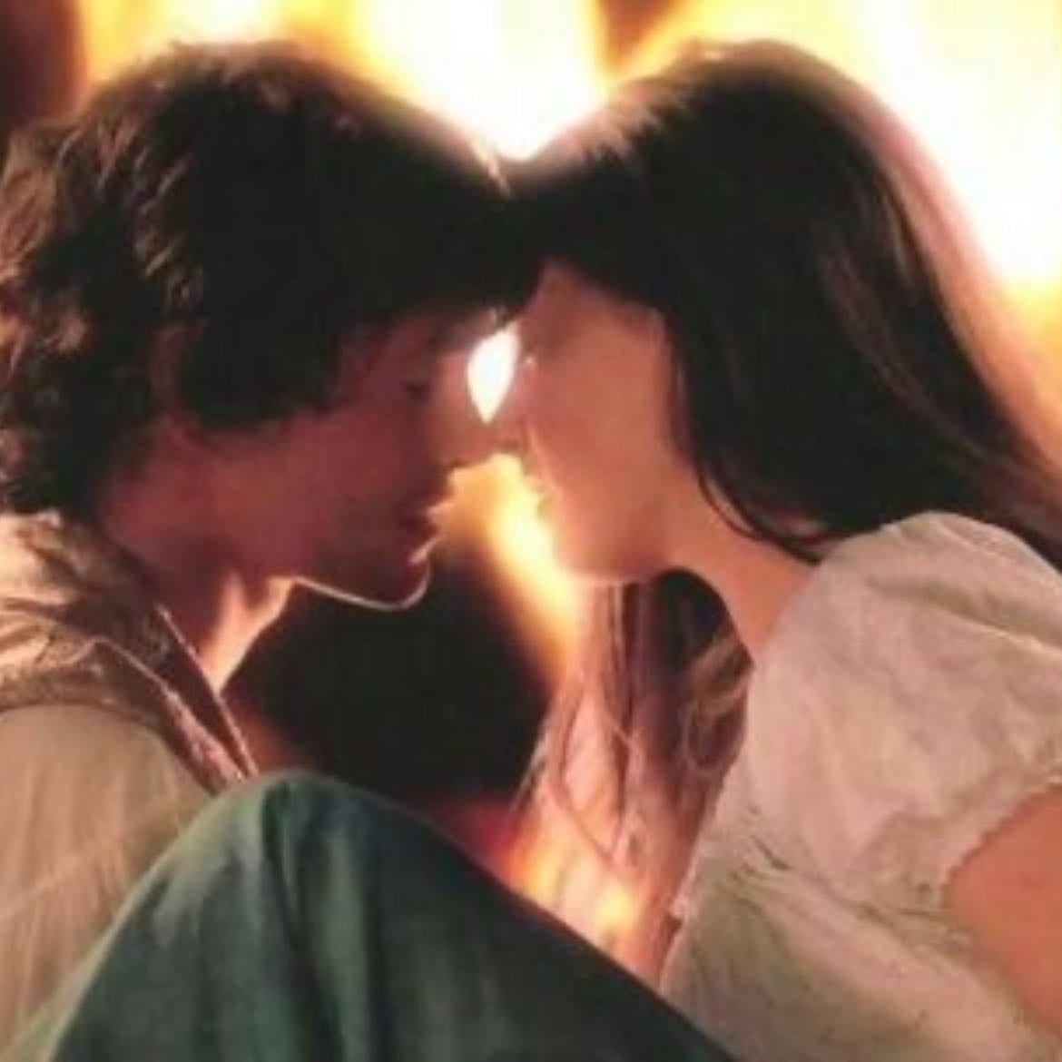 ella enchanted - 2004