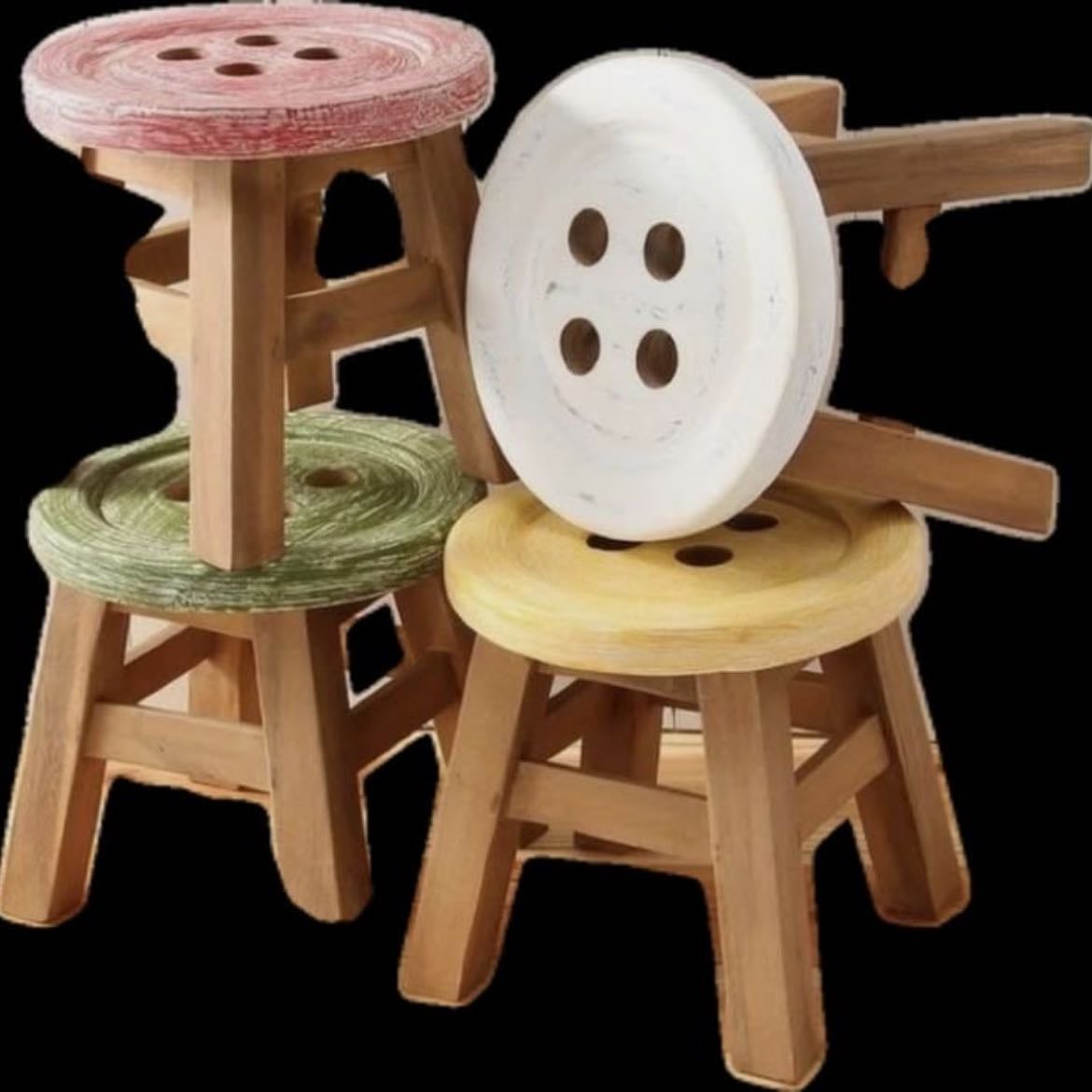 crafty - makes little furniture for wormtail