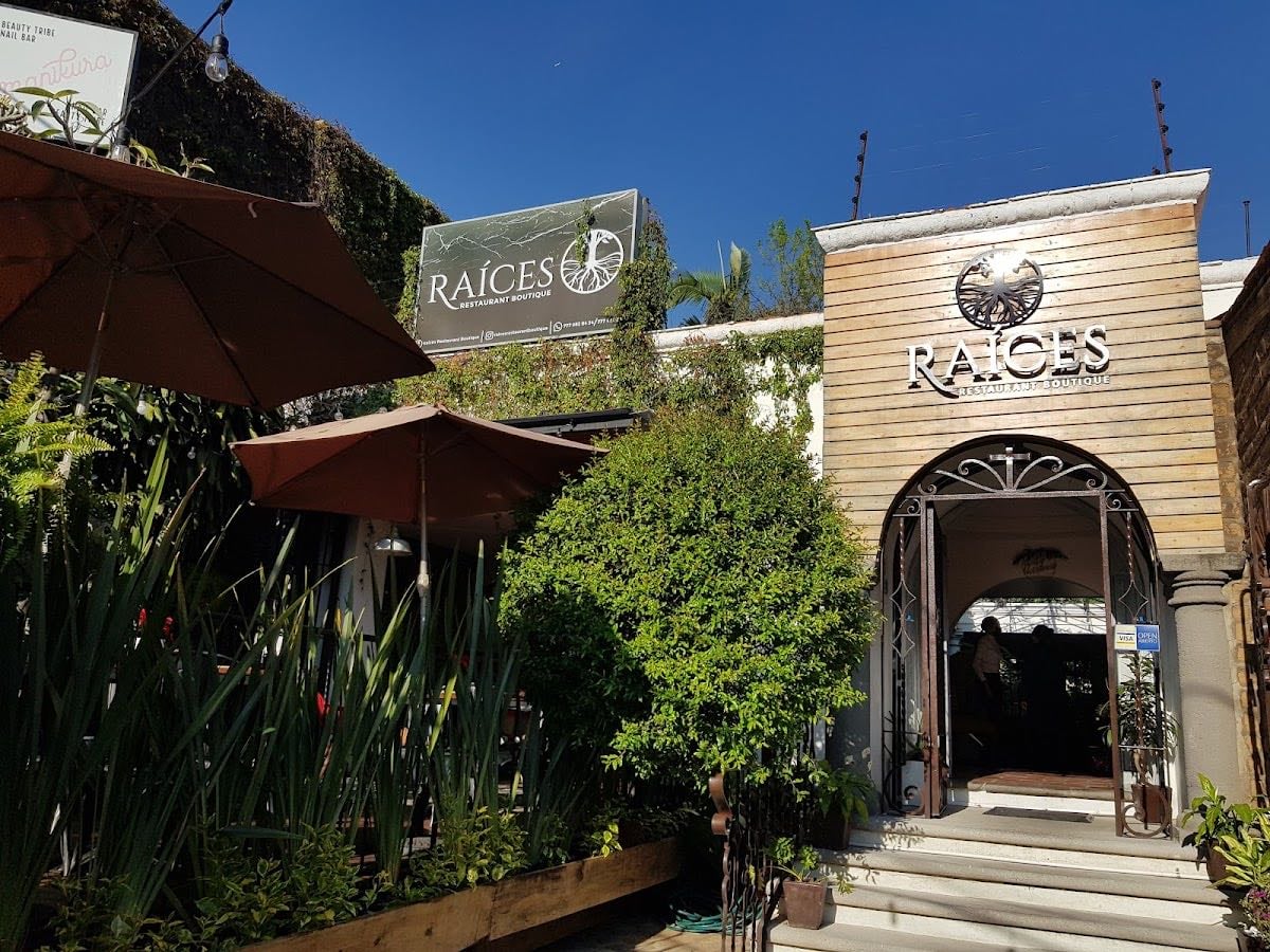 Raíces Restaurant Boutique