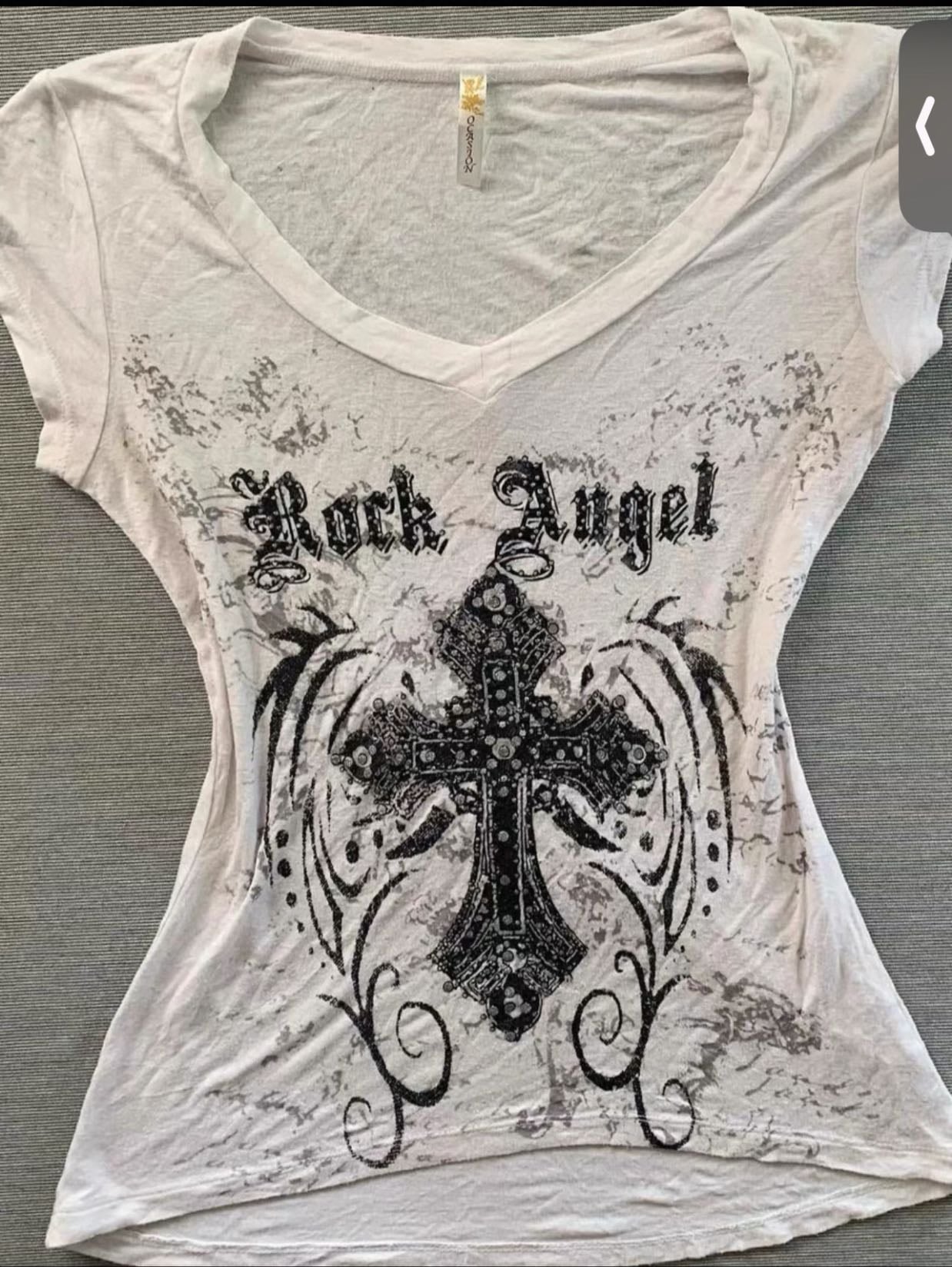 T-Shirt - Size:S