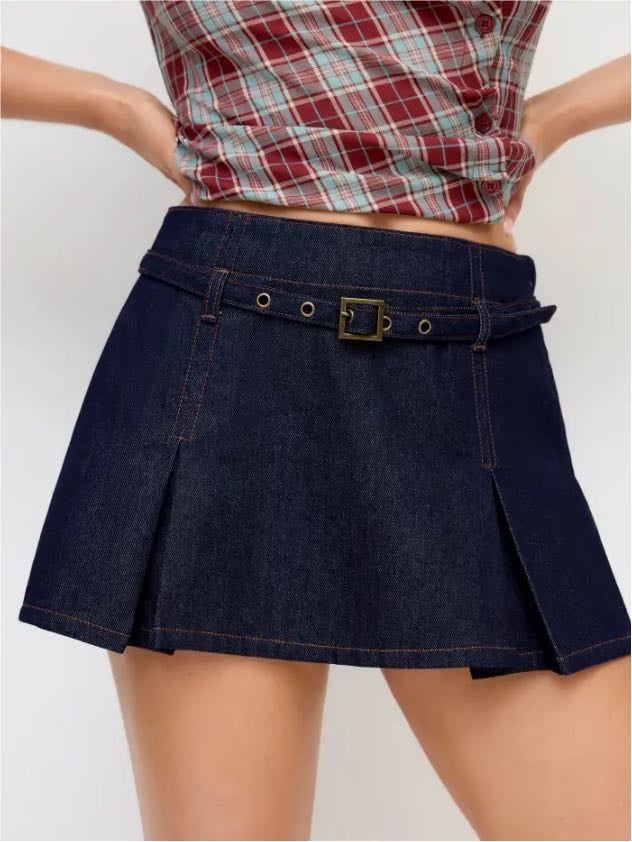 MINI JUPE EN DENIM BASSE TAILLE AVEC BOUTONNIÈRE ET CEINTURE