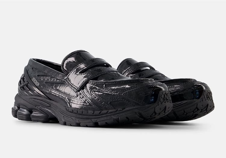 new balance - 1906 Loafers in Black Croc