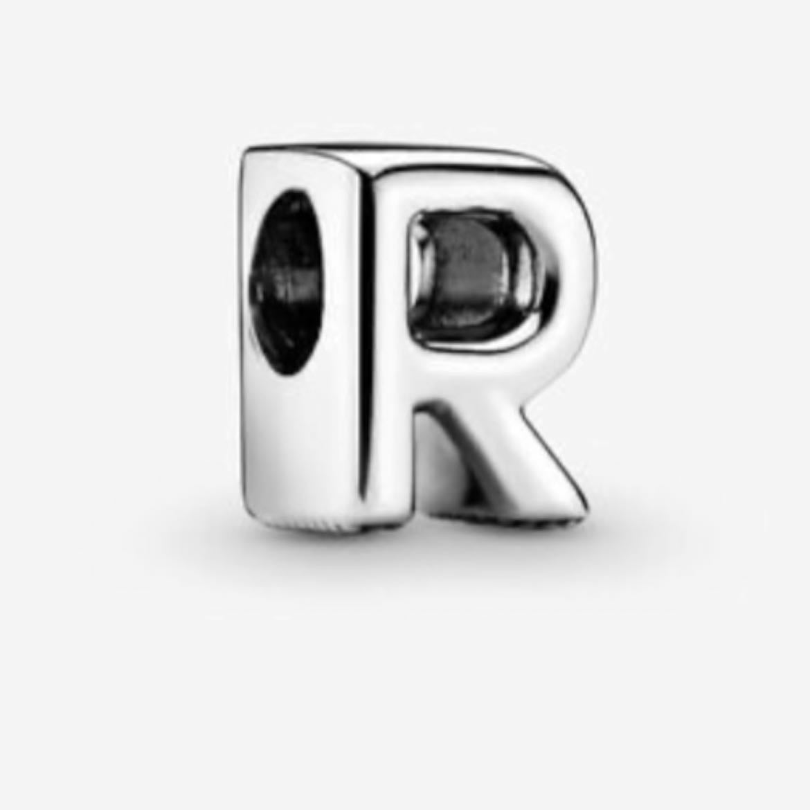 Pandora - R