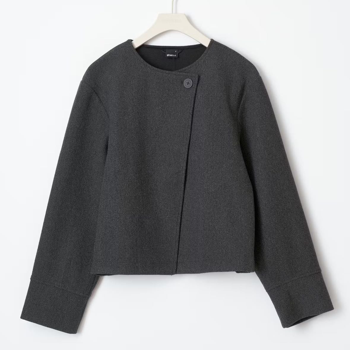 One button jacket - 25€