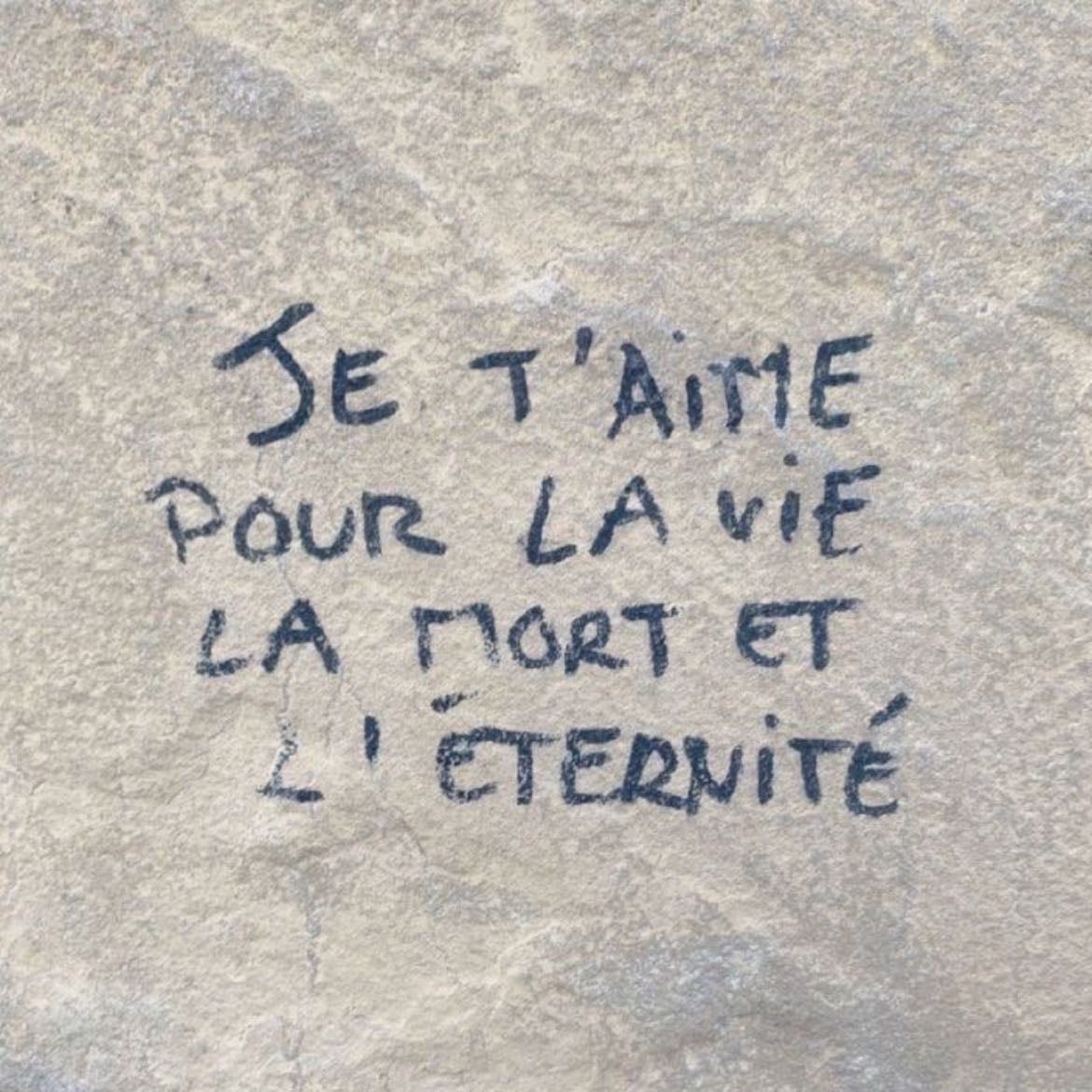 randomly speaking french