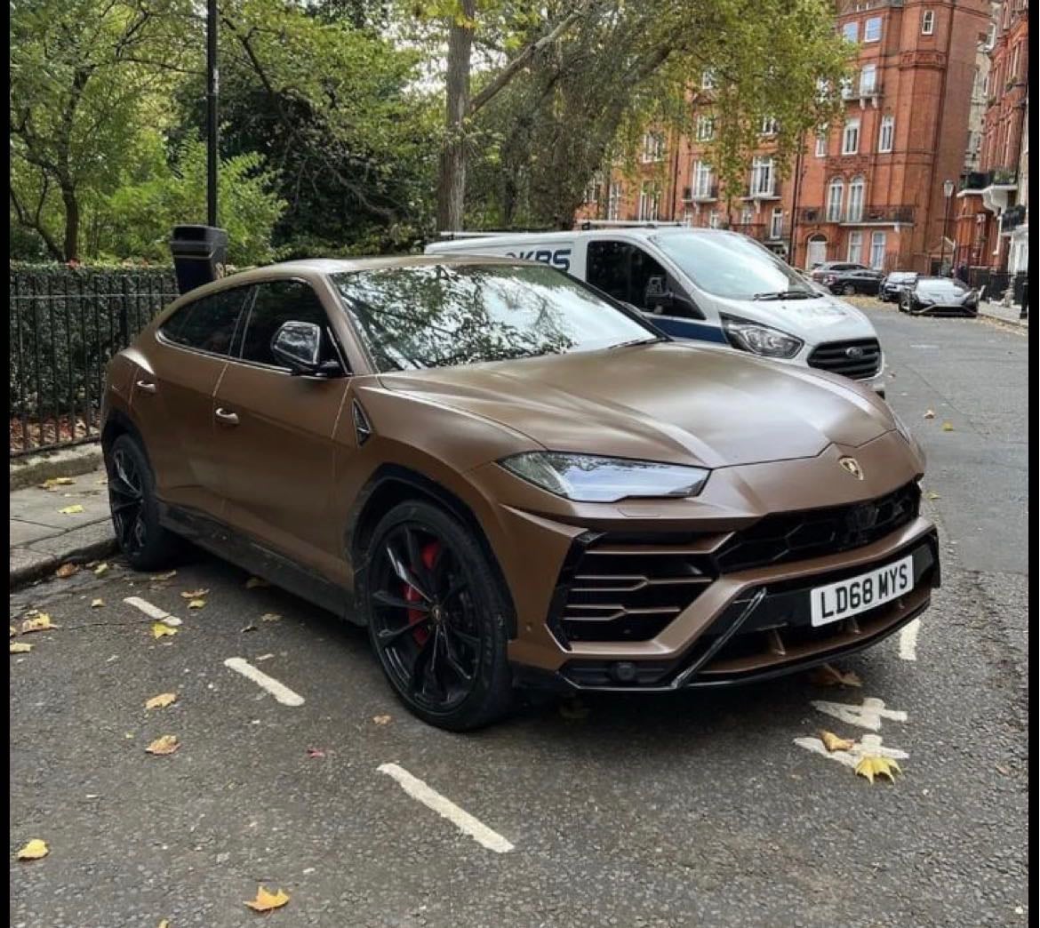 Lamborghini Urus Matte Brown