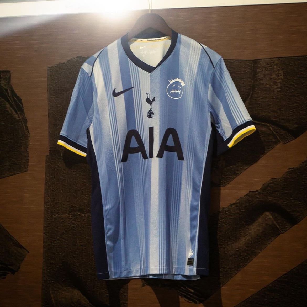Cactus Jack x Tottenham Kit