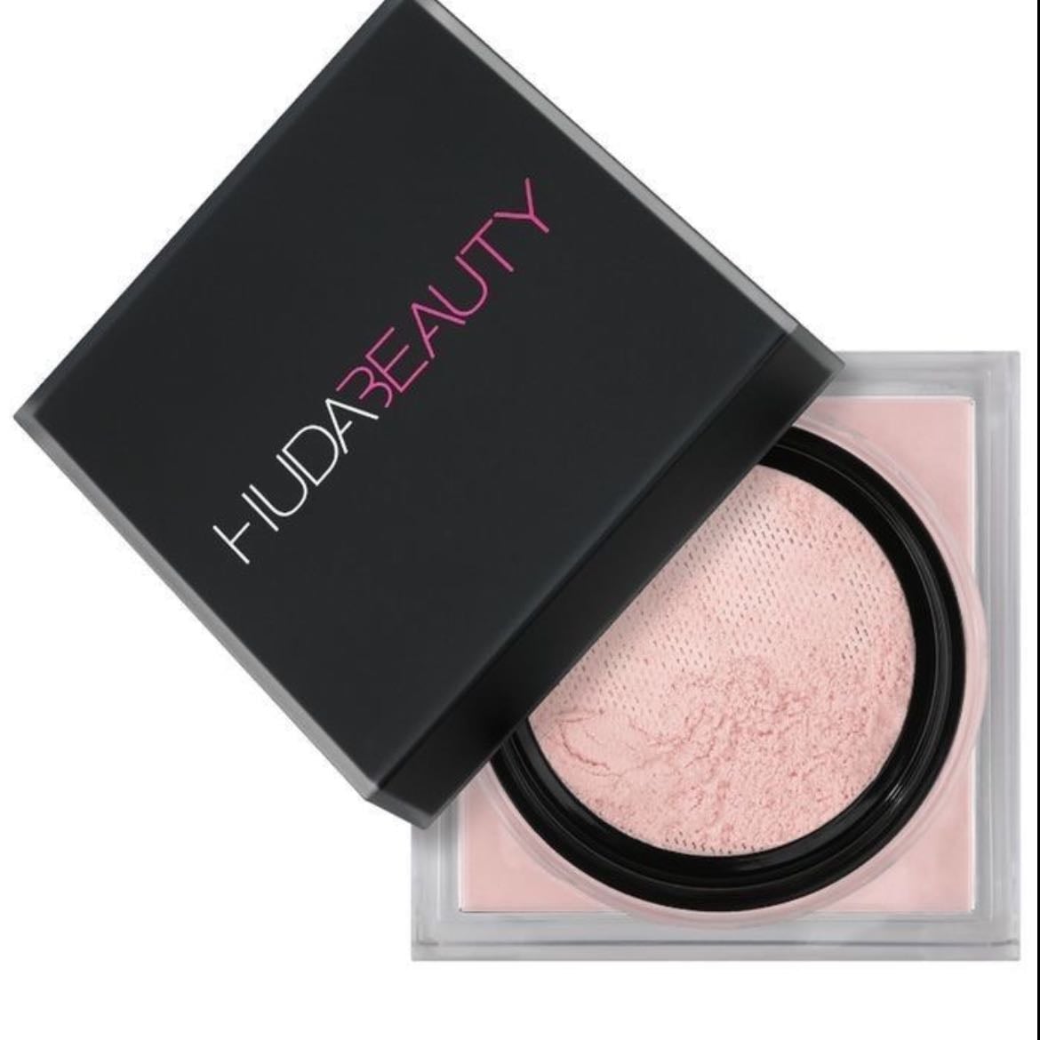 huda beauty easy bake loose powder