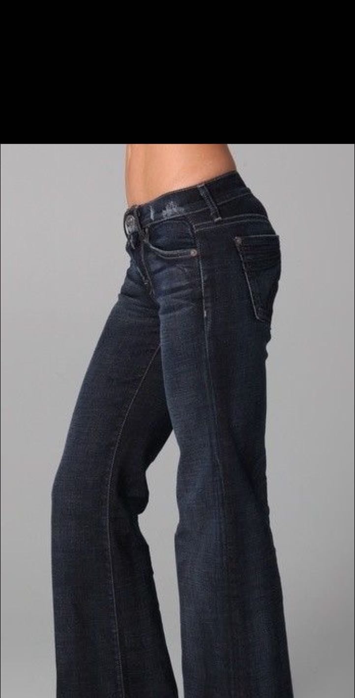 blue flare jeans - preferably with details on the back pockets