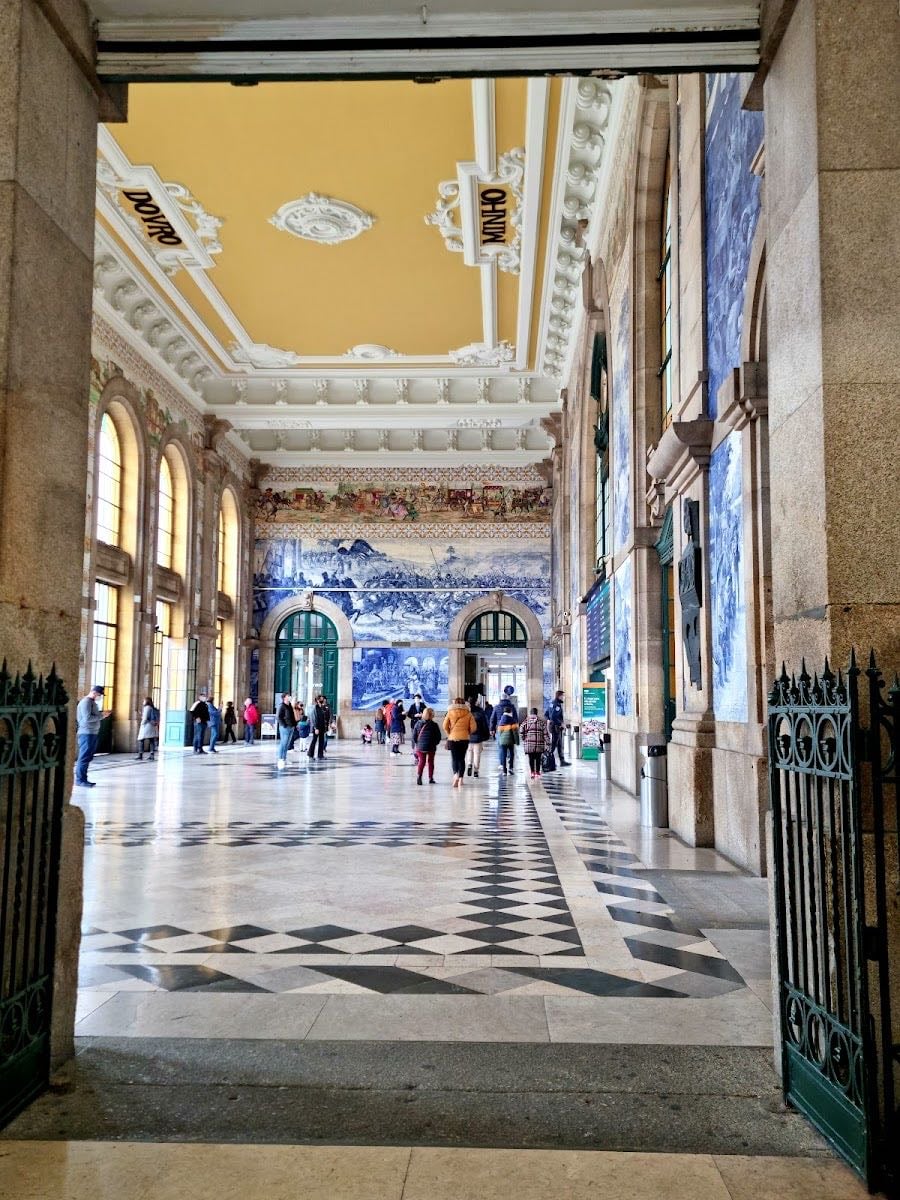 Sao Bento station - Gare