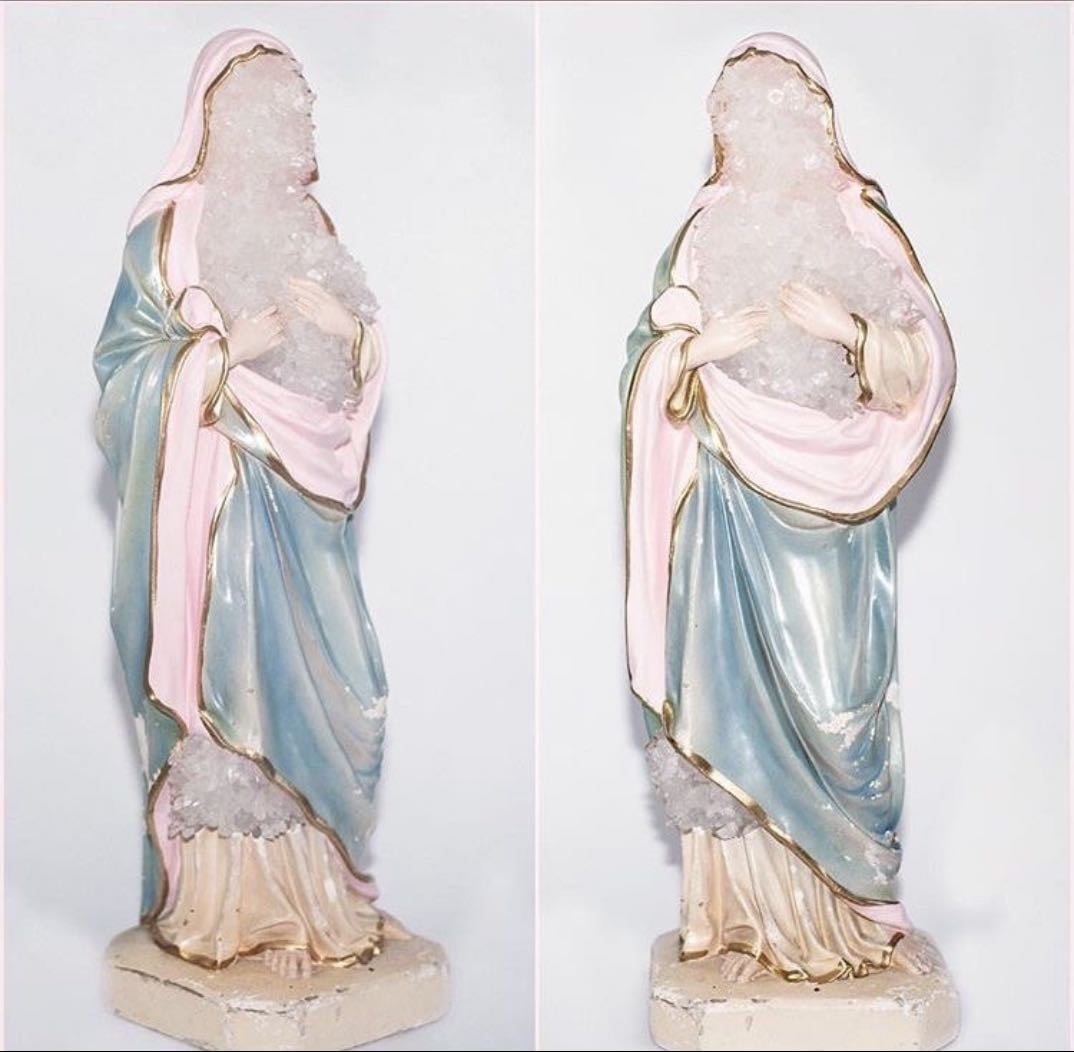 Esta especifica figura de la virgen