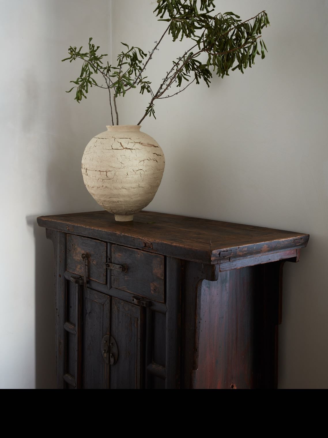 Console antique - Abhaya NYC