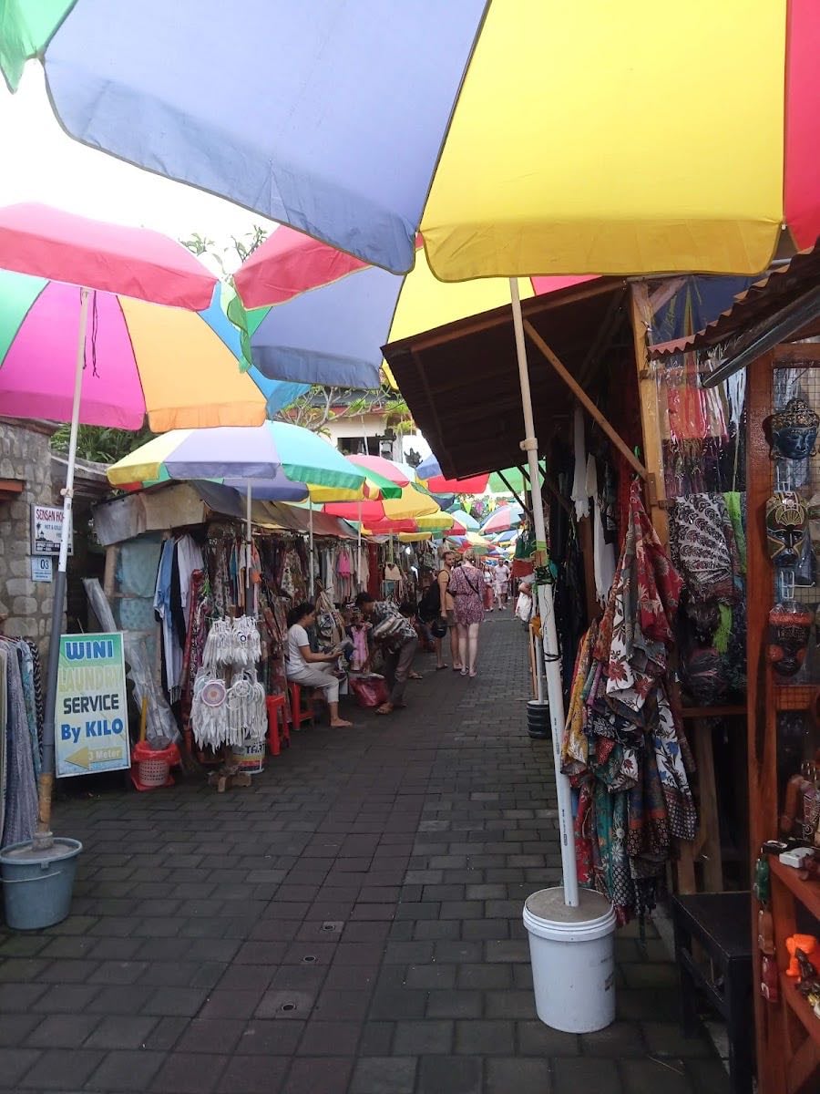Arjuna art Market