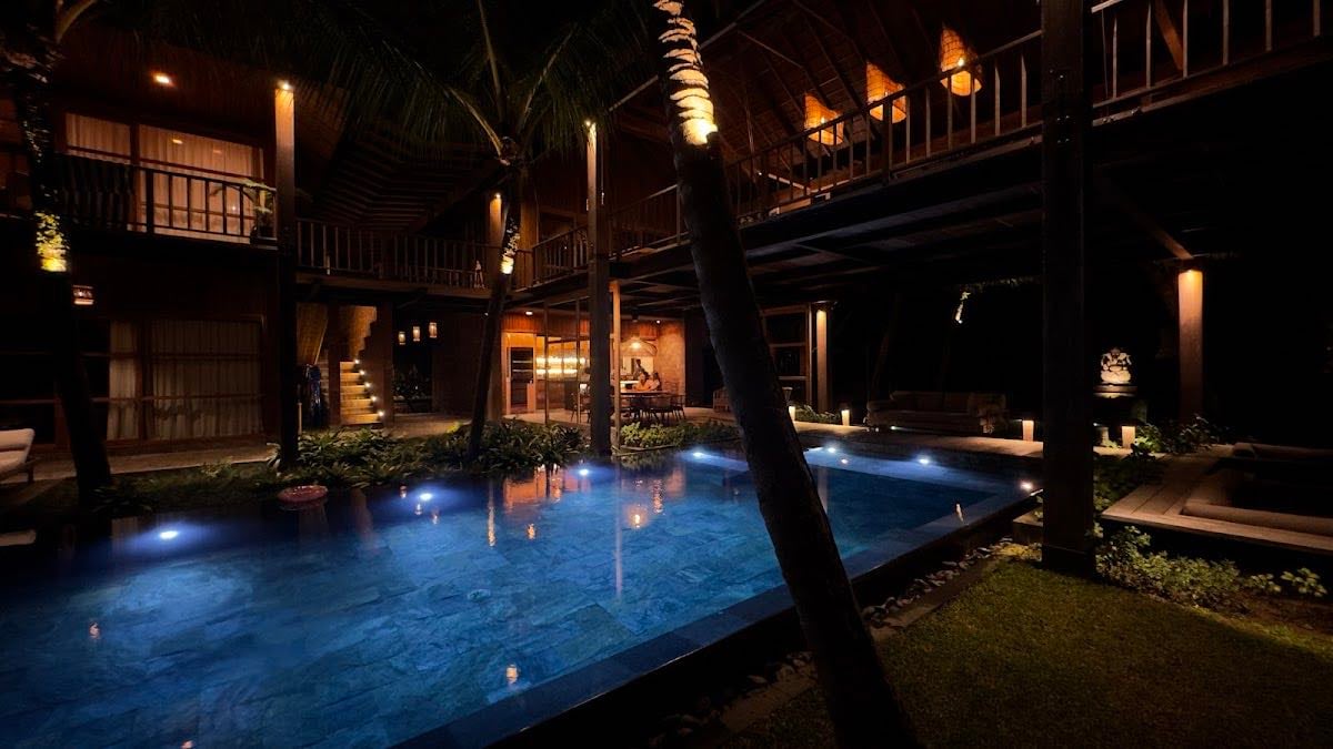 Rusters Villa