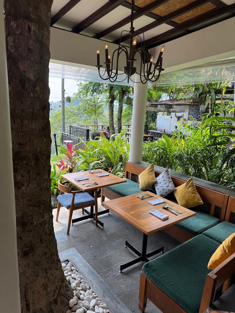 The Sayan House Restaurant