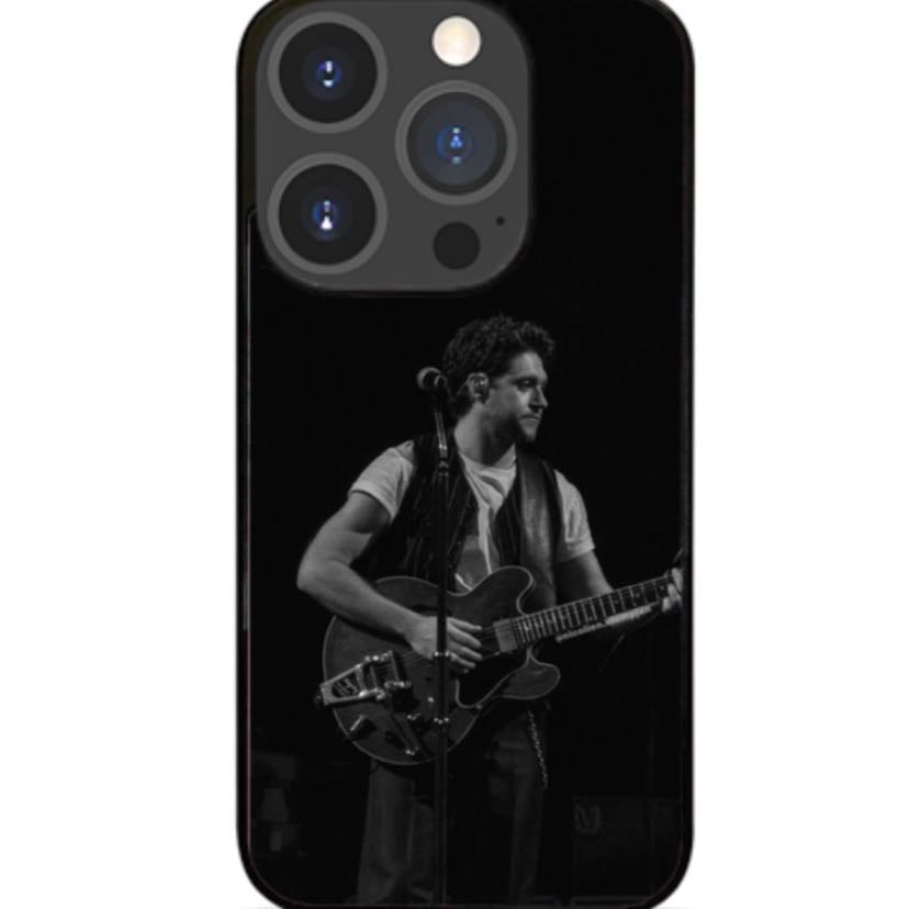 Customised Niall phone case (Amazon)