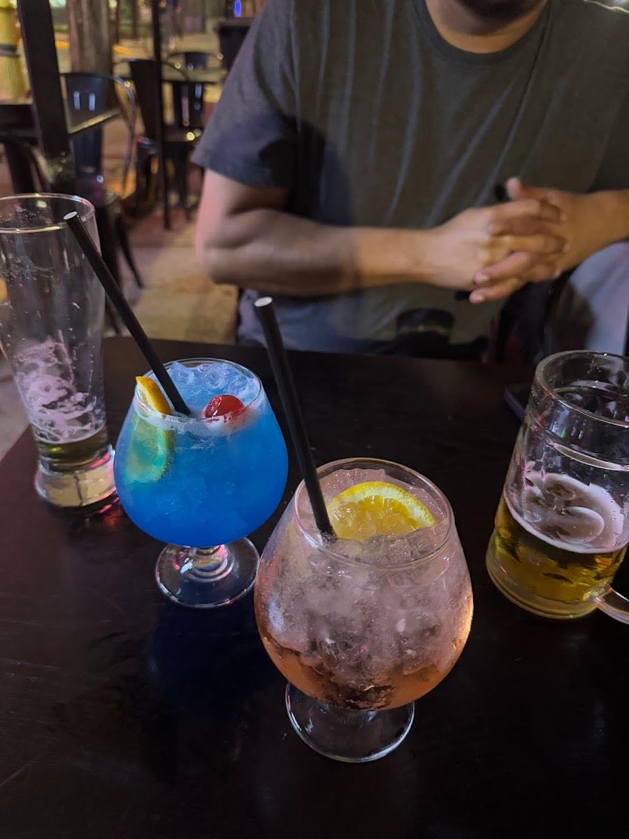 Bar sit down