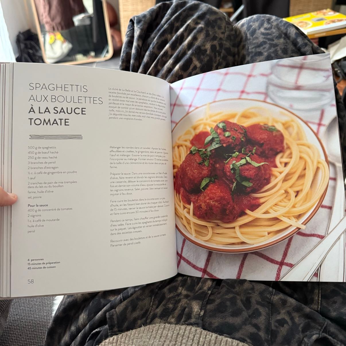 SPAGHETTIS AUX BOULETTES À LA SAUCE TOMATE