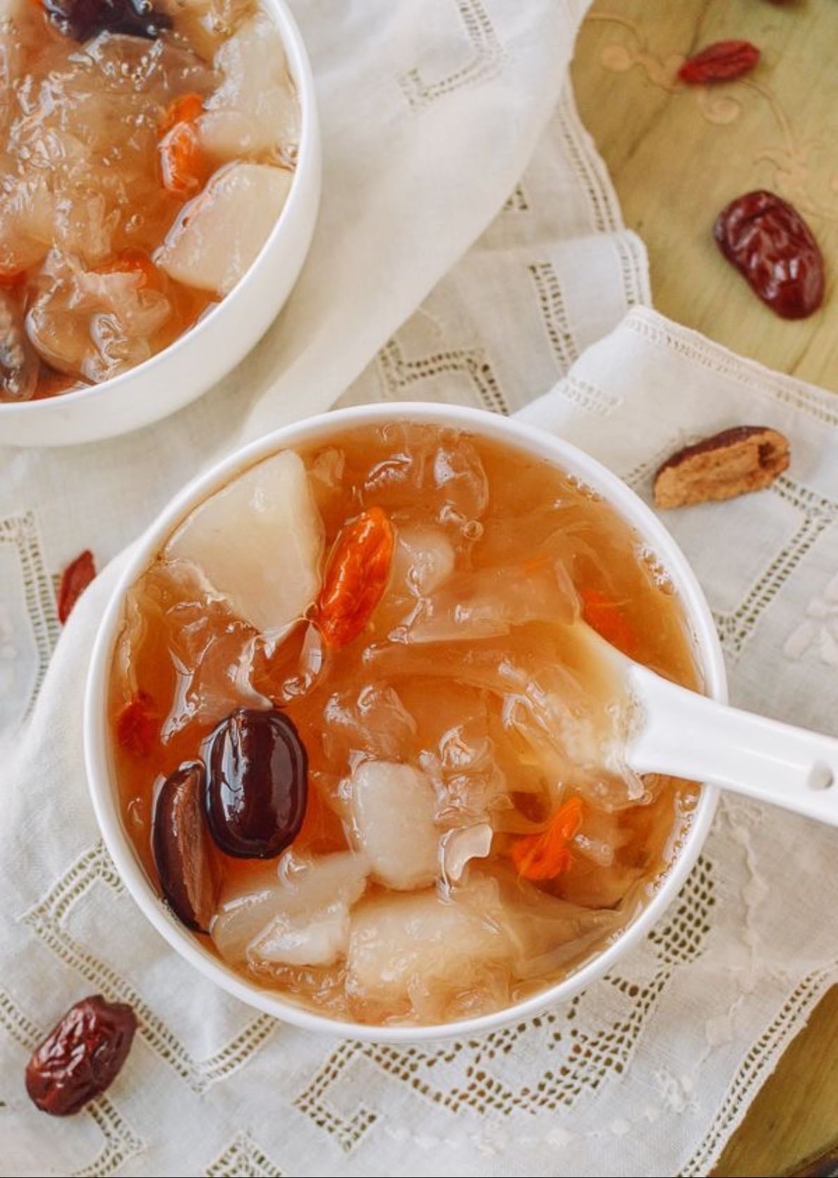 traditional chinese medicinal soup