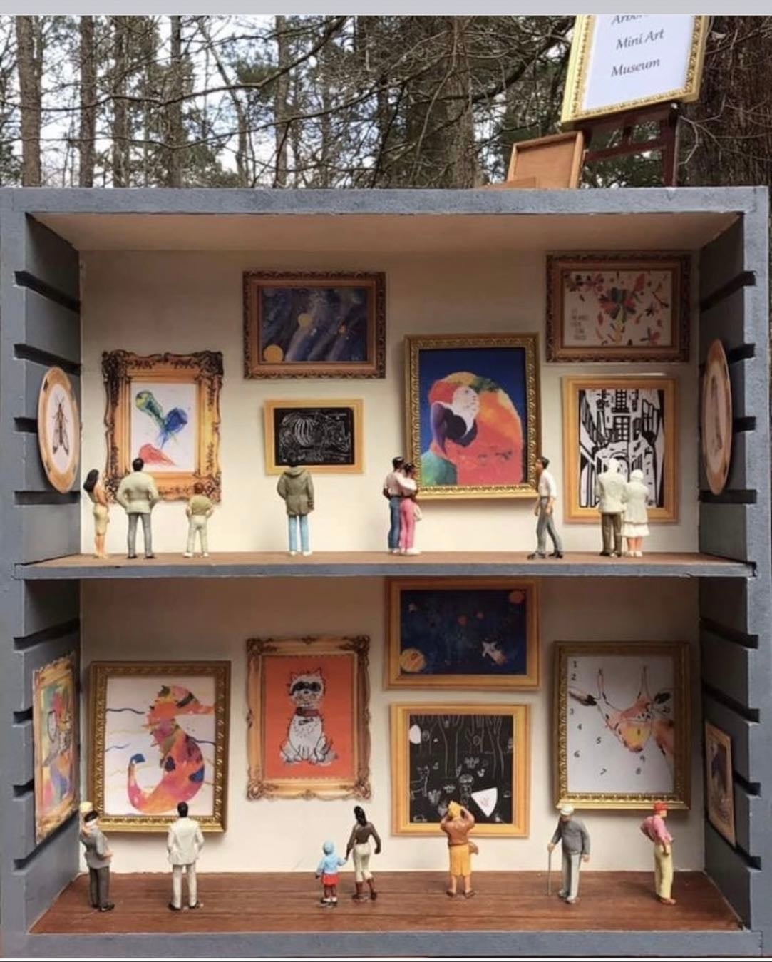 diy mini museum
