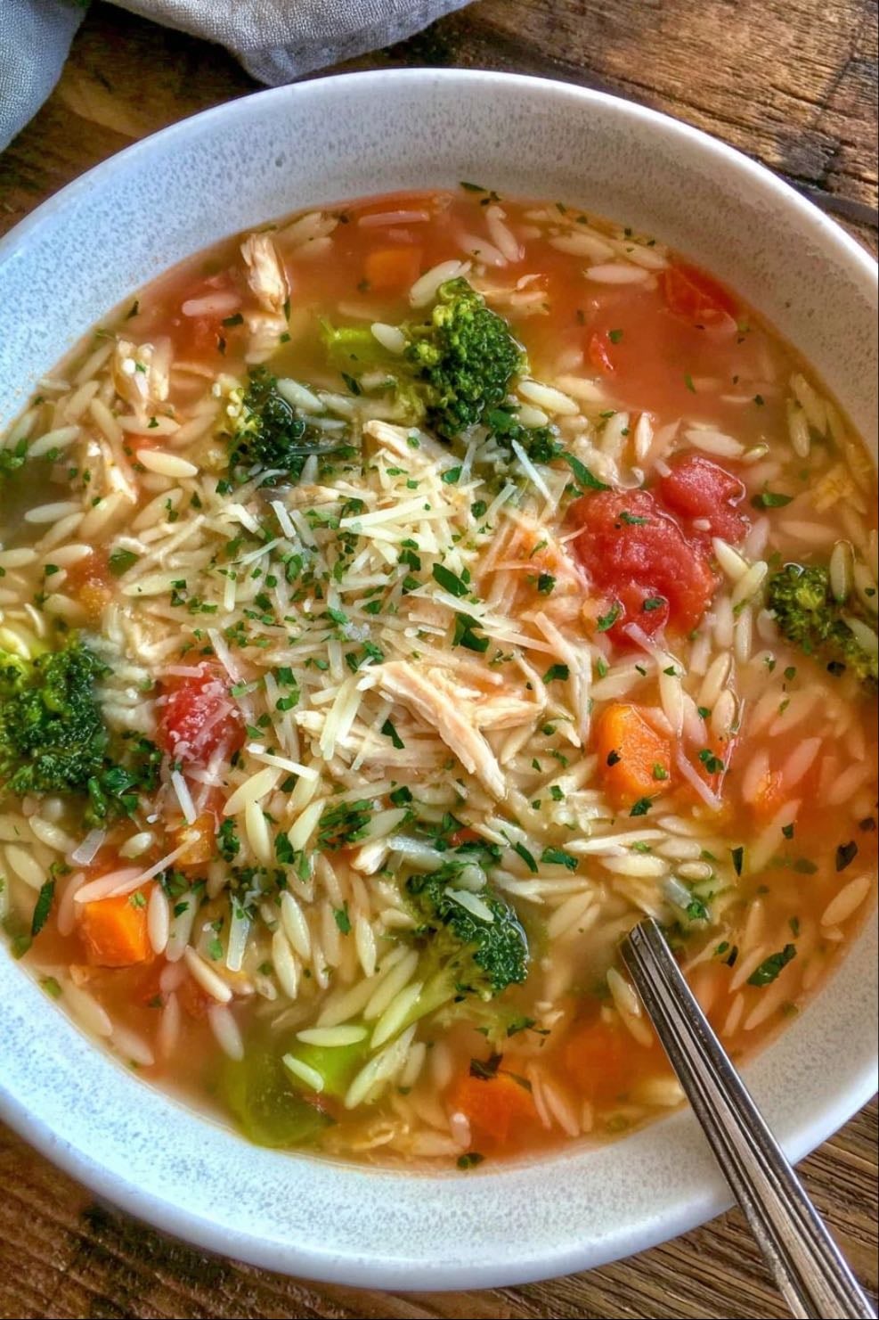Chicken orzo broccoli soup