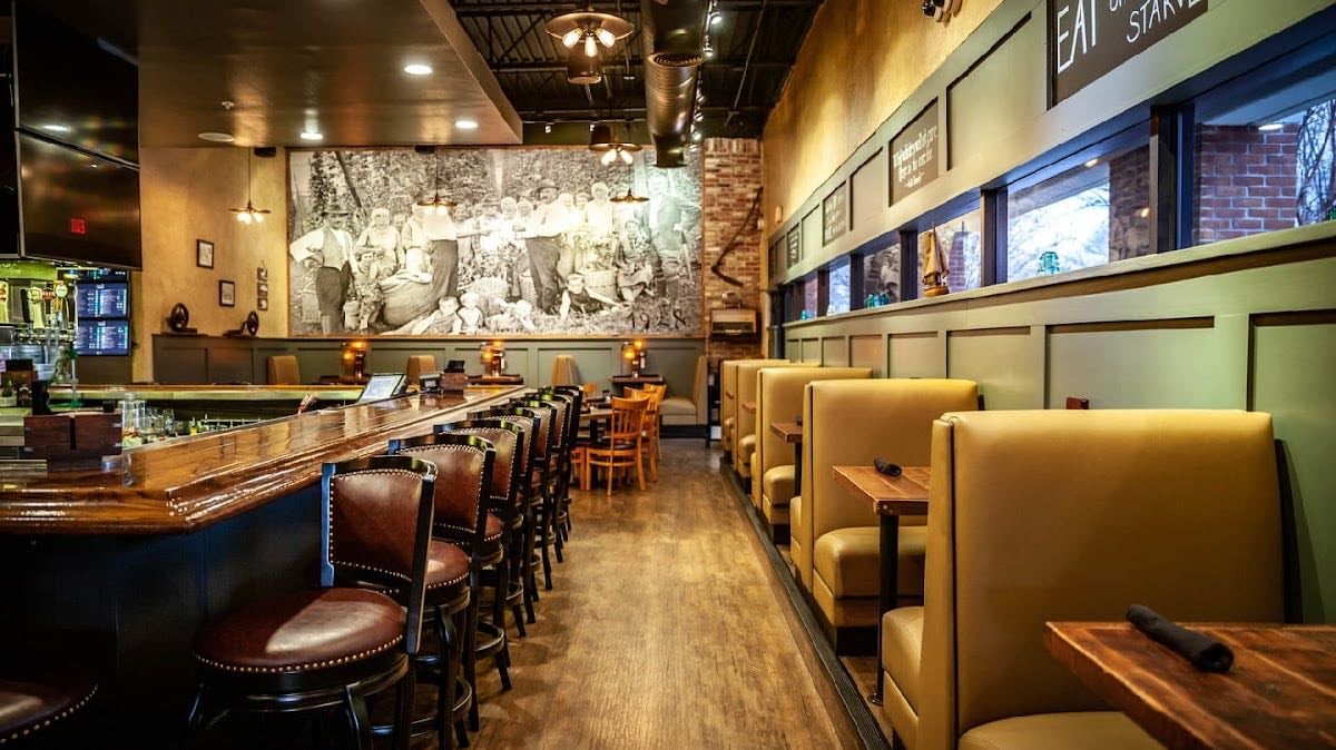 Verf's Grill & Tavern - (white queso)