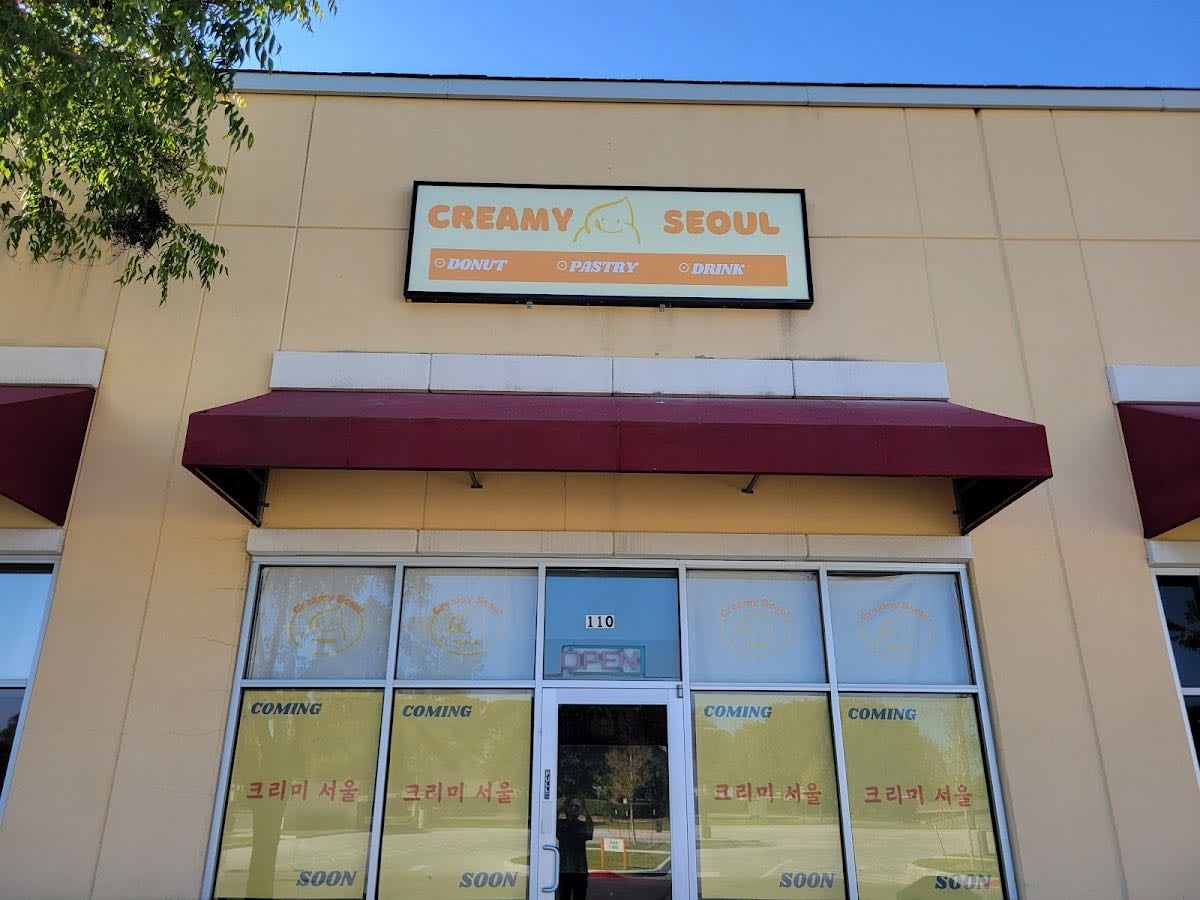CREAMY SEOUL DONUT AND CAFE - Asian Dessert
