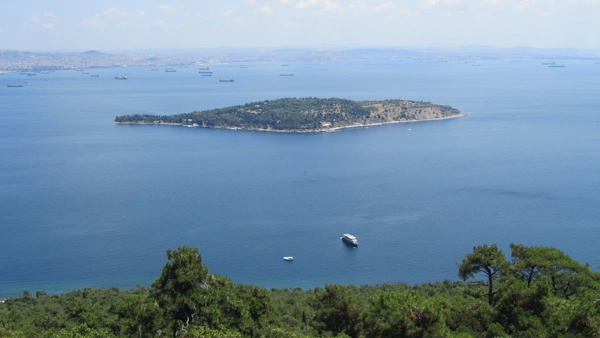 Sedef Adası
