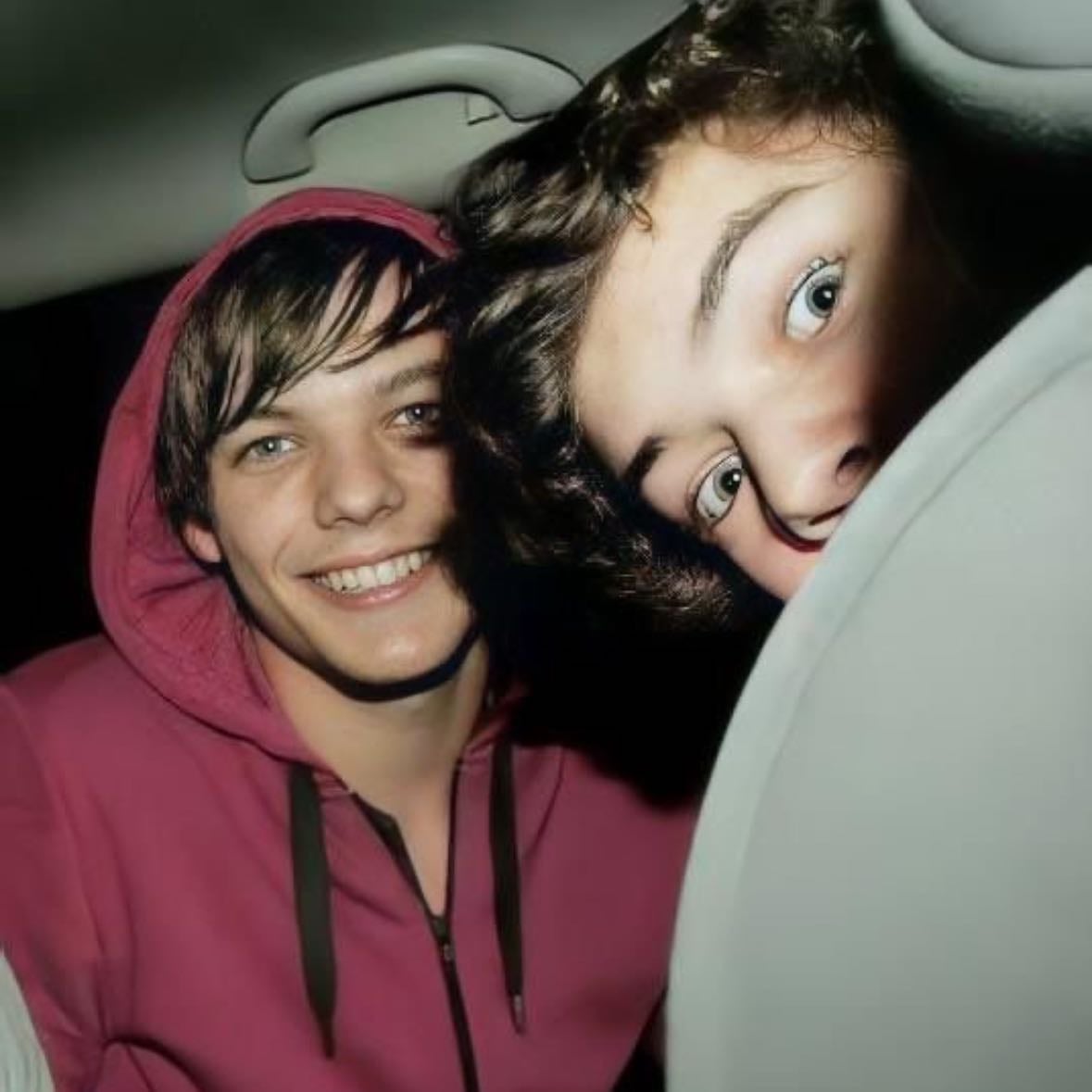 harry + louis - harry: "who am i?" , louis: "whoever you want to be" 🫶🏼
