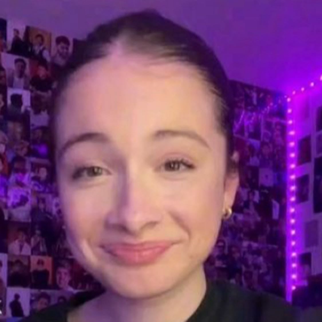 She’s the best person ever - She’s one of my favorite influencers ever and she’s so funny and relatable and nice and I hope one day to meet her