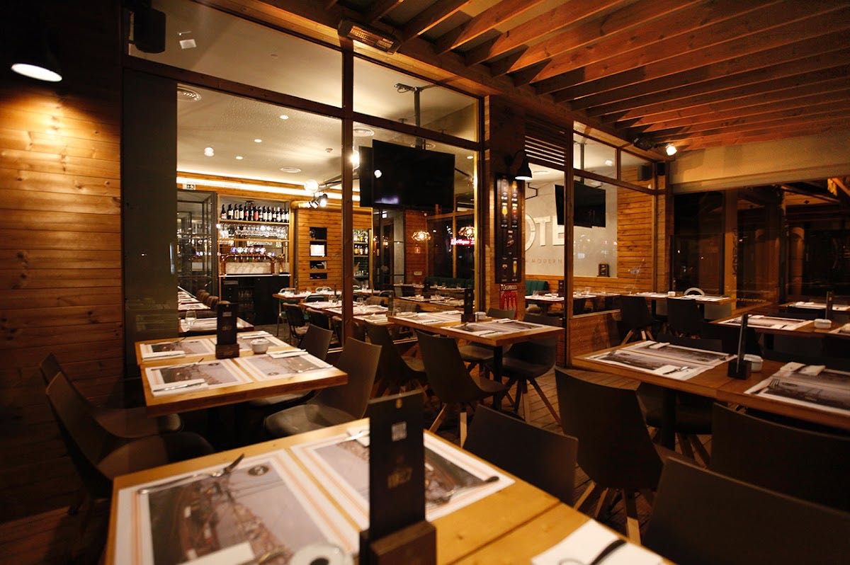 Dote - Spécialiste de la Francesinha