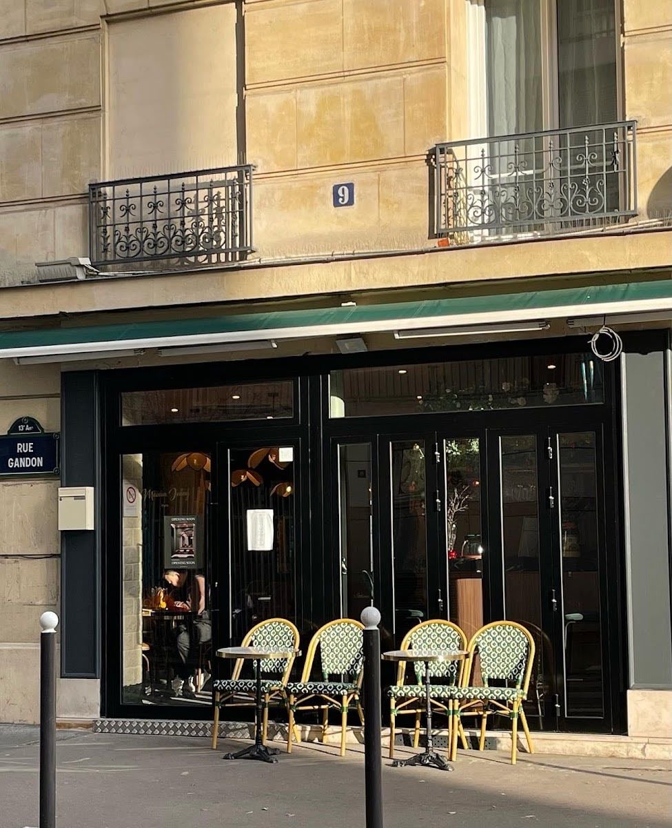 Maison Jenny