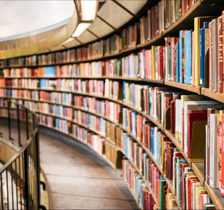 TBR list (buy next) - Books hypelist by Maya