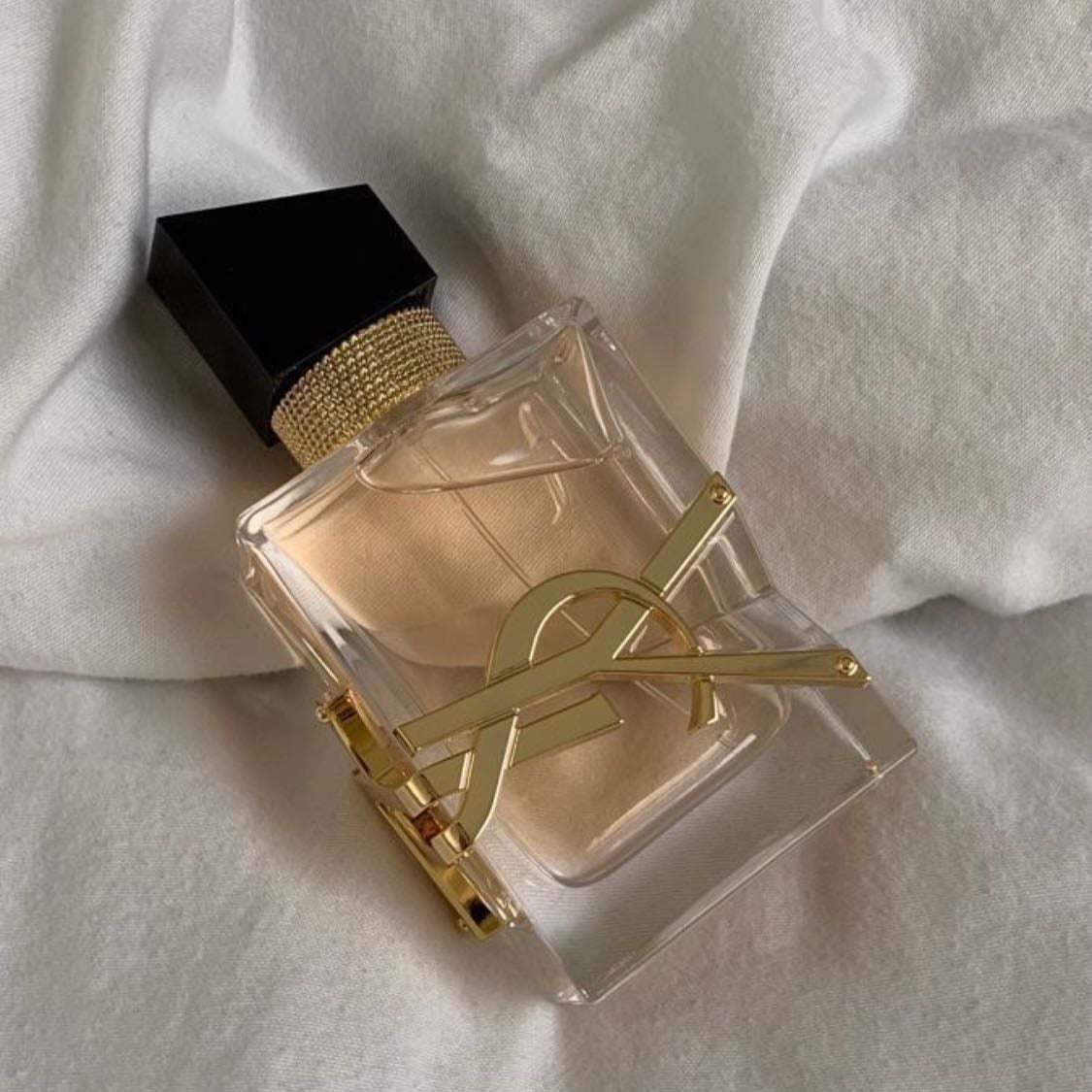 Libre - Saint Laurent Paris