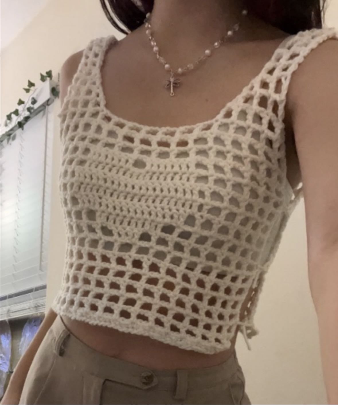 Heart mesh top