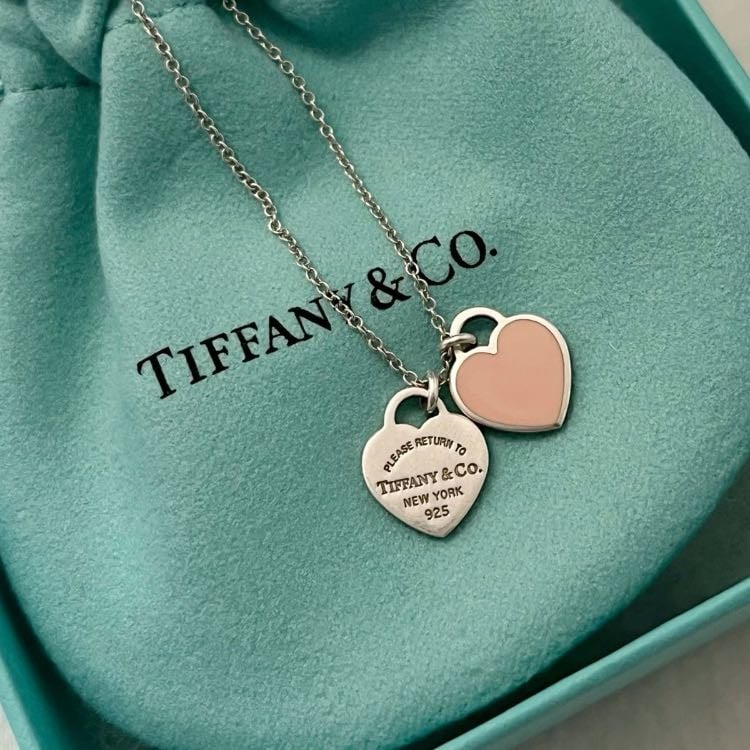 ᥴoᥣᥣᥲr dobᥣᥱ ᥴorᥲzoᥒ rosᥲ tιffᥲᥒყs 🩷 - Pιᥒk Doᥙbᥣᥱ Hᥱᥲrt Tᥲg Pᥱᥒdᥲᥒt ιᥒ Sιᥣvᥱr ᥕιth ᥲ Dιᥲmoᥒd, Mιᥒι