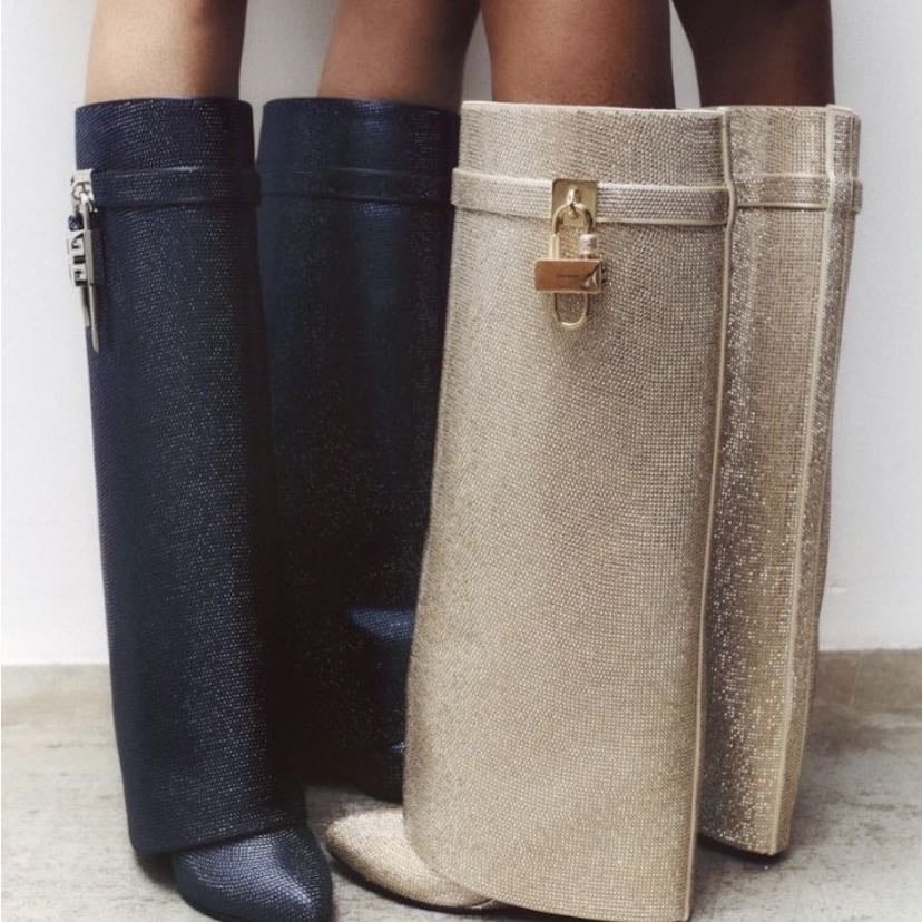 Shark lock boots Givenchy
