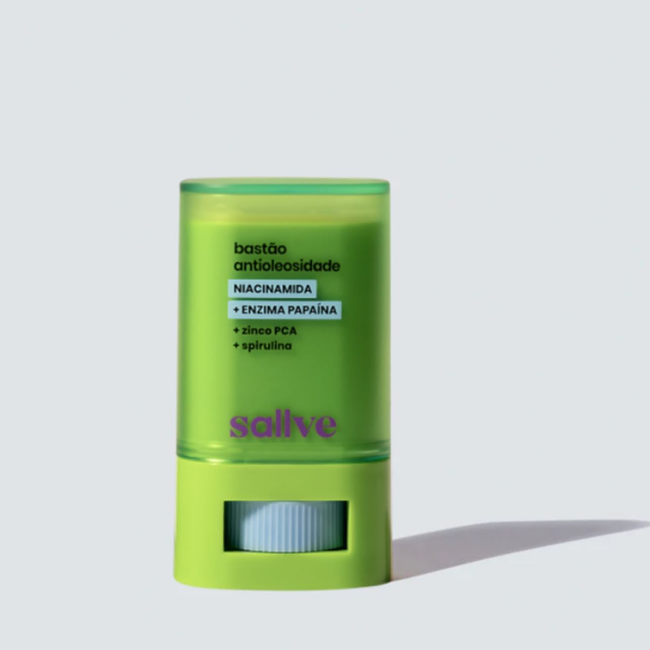 Bastão Antioleosidade - Sallve - 15g; Reduz/Controla a oleosidade excessiva por até 12h, minimizar a aparência de poros; Niacinamida, Zinco PCA, Enzima papaína, Spirulina, Flor de lótus;