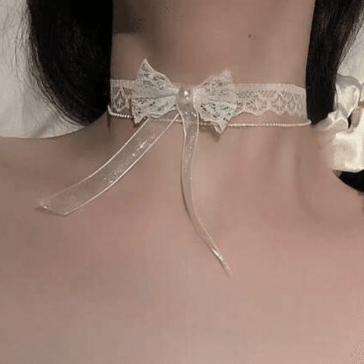 White lace choker - White lace choker with a ribbon
-(it doesn’t matter which one but I though this was pretty)
