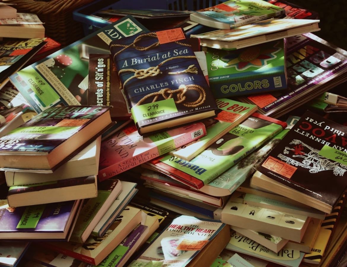 Books - Books hypelist by Ramón Dávila Marchena