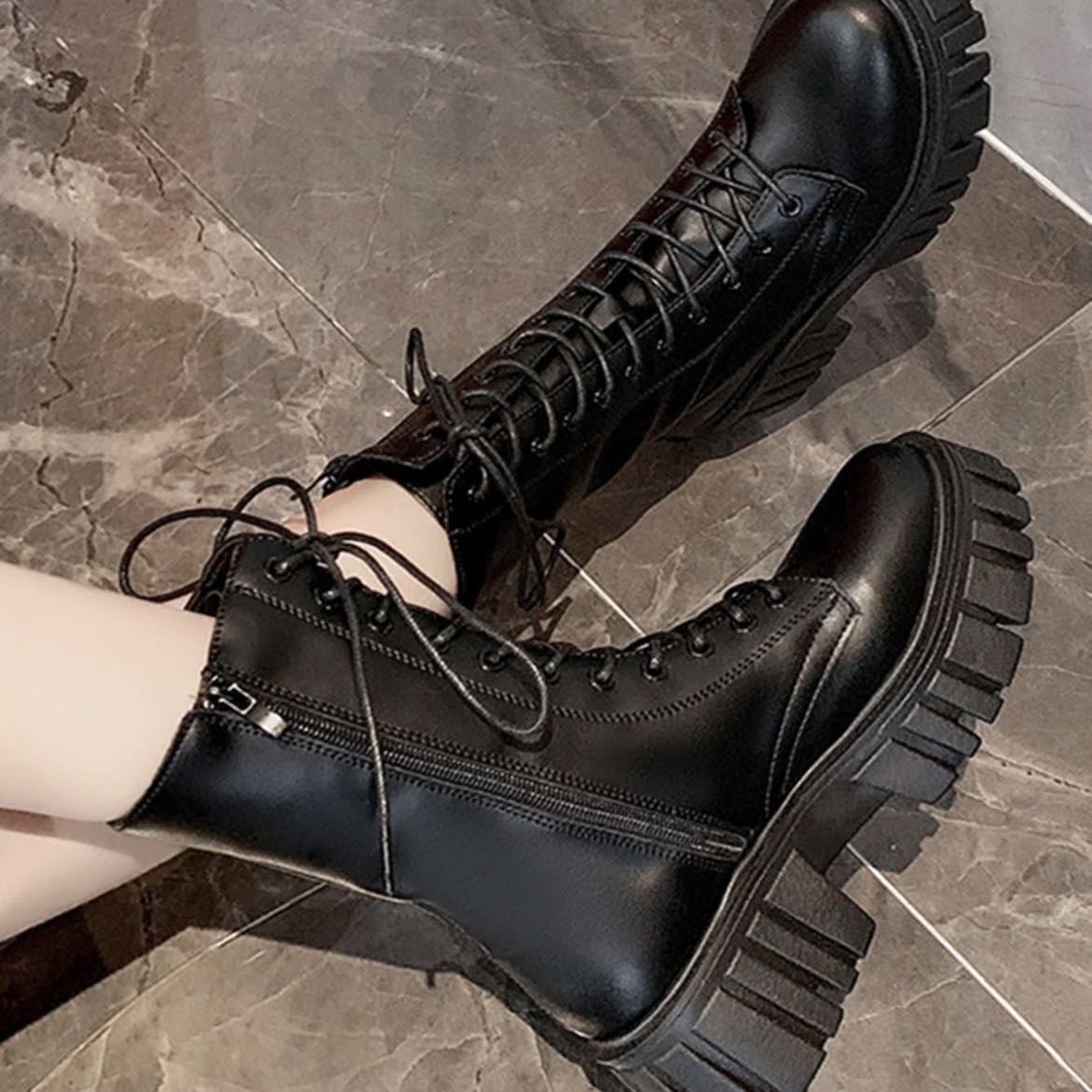 Botas